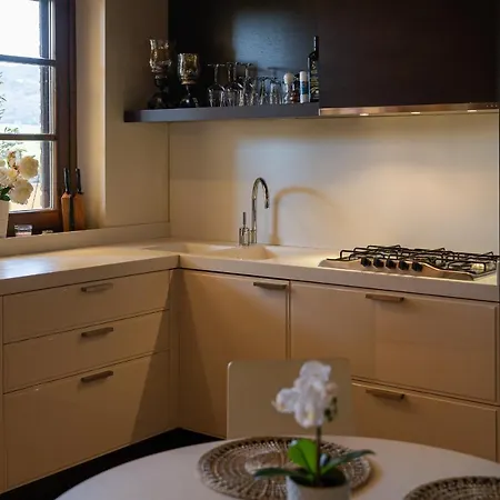 Toscana Mio, Stunning View & 14min Volterra Apartment
